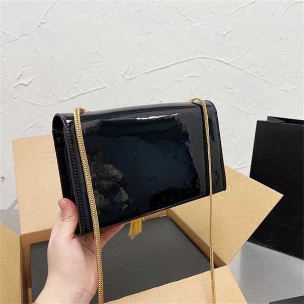 messenger bags luxury chain shoulder bag women designer fashion hardware tassel crossbody light leather purse handbags 221216
messenger bags luxury chain shoulder bag women designer fashion hardware tassel crossbody light leather purse handbags 221216