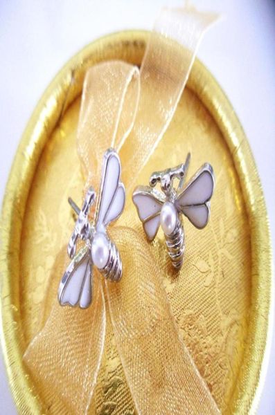 new fashion earring jewelry bee style ear stud whole for you lowest for you 10pair50352372825320, Golden;silver
new fashion earring jewelry bee style ear stud whole for you lowest for you 10pair50352372825320, Golden;silver