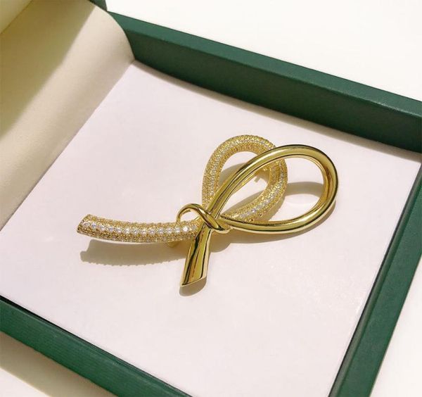 fashion men women universe pins yellow gold plated bling cz bow brooches pins for men women suite dress lapel pins8751169, Gray
fashion men women universe pins yellow gold plated bling cz bow brooches pins for men women suite dress lapel pins8751169, Gray