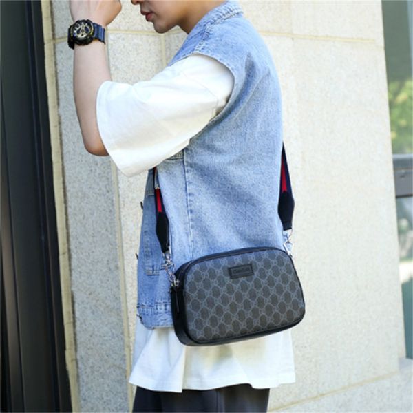 luxury designer crossbody sacoche shoulder bag sports camera handbag men women designer bags casual messenger bags 476466
luxury designer crossbody sacoche shoulder bag sports camera handbag men women designer bags casual messenger bags 476466