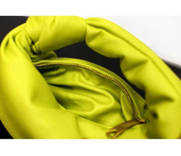 vneta authentic autumn soft abottegas puffer fashion bags jodies designer winter jodie bag cowhide bags knotting small cloud handbag outlet
vneta authentic autumn soft abottegas puffer fashion bags jodies designer winter jodie bag cowhide bags knotting small cloud handbag outlet