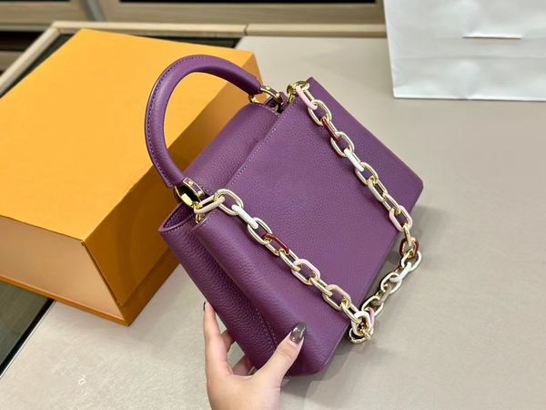 new luxury original handbag designer luxury women's handbag full grain cowhide cut low key luxury texture
new luxury original handbag designer luxury women's handbag full grain cowhide cut low key luxury texture