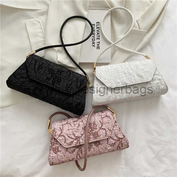 version velvet portable mini bag for summer minimalist 2023 new fashionable one underarm small square bagstylishdesignerbags
version velvet portable mini bag for summer minimalist 2023 new fashionable one underarm small square bagstylishdesignerbags