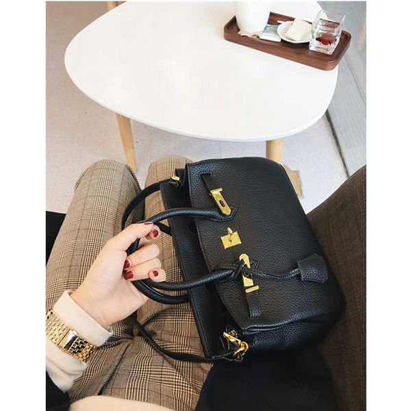 h ermes brikis's handbags wholesale 2023 spring summer new fashion trendy women's bag small crossbody mini one shoulder handheld v
h ermes brikis's handbags wholesale 2023 spring summer new fashion trendy women's bag small crossbody mini one shoulder handheld v