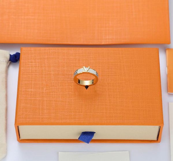 designers ring luxurys letter men039s rings fashion women039s classic jewelry v square couple pair ring 2 style3106582, Silver
designers ring luxurys letter men039s rings fashion women039s classic jewelry v square couple pair ring 2 style3106582, Silver