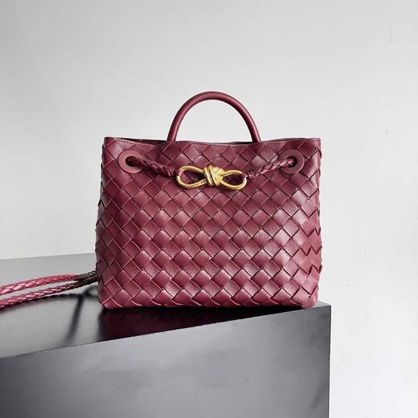 small designer 2023 andiamo bag new botegas purse sheepskin handmade commuter woven single shoulder crossbody handbag counter quality ak83
small designer 2023 andiamo bag new botegas purse sheepskin handmade commuter woven single shoulder crossbody handbag counter quality ak83