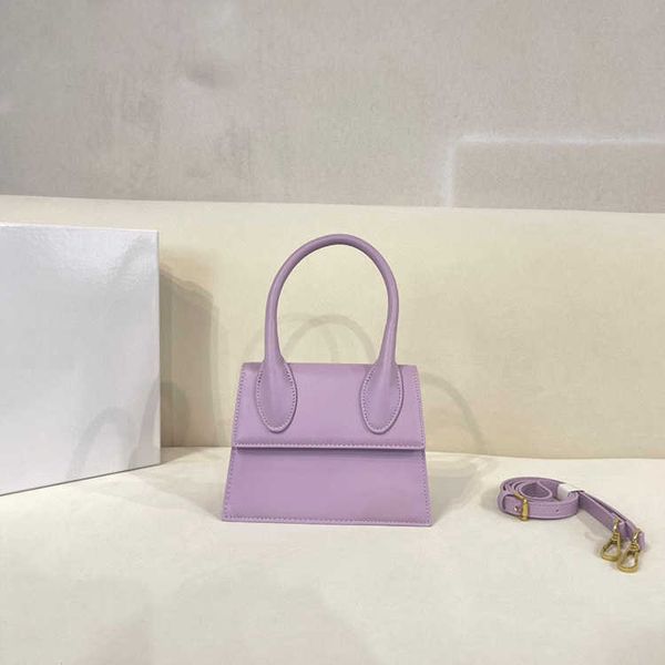 classic lady qualiy designer handbags ladies jacquemes bags handbag women french niche bag design new fashion versatile one shoulder portabl
classic lady qualiy designer handbags ladies jacquemes bags handbag women french niche bag design new fashion versatile one shoulder portabl