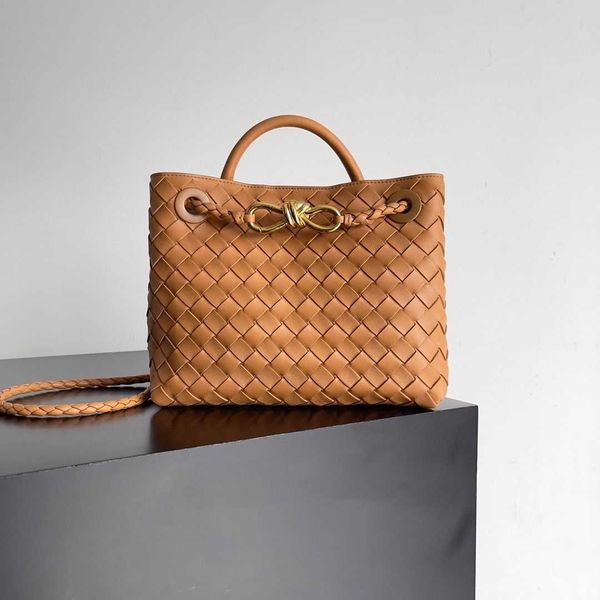 purse designer new andiamo 2023 bag small botegas sheepskin handmade commuter woven single shoulder crossbody handbag counter quality q54j
purse designer new andiamo 2023 bag small botegas sheepskin handmade commuter woven single shoulder crossbody handbag counter quality q54j