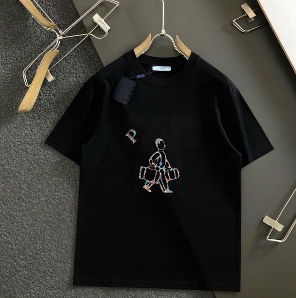 summer mens t-shirts brand metal triangle round neck luxury designer short sleeve tees letter printed couples loose cotton short sleeved t-s, White;black
summer mens t-shirts brand metal triangle round neck luxury designer short sleeve tees letter printed couples loose cotton short sleeved t-s, White;black