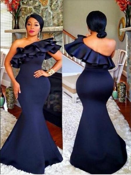 2020 navy blue long mermaid bridesmaid dresses one shoulder ruffles satin floor length for wedding african women formal party gown6641490, White;pink
2020 navy blue long mermaid bridesmaid dresses one shoulder ruffles satin floor length for wedding african women formal party gown6641490, White;pink