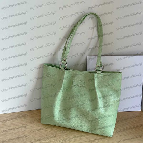women handbag underarm bag shoulder bag large capacity tote bag solid color bag magnetic buckle simple style bag sewing thread daily leisure
women handbag underarm bag shoulder bag large capacity tote bag solid color bag magnetic buckle simple style bag sewing thread daily leisure