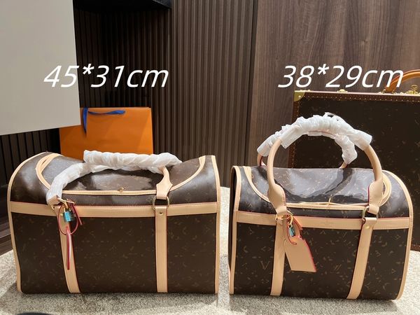 dog carrier cat pet carrier bag designer bag lou vitt pet carrier dog bag handbags classic ventilation net practical travel outdoor web wind
dog carrier cat pet carrier bag designer bag lou vitt pet carrier dog bag handbags classic ventilation net practical travel outdoor web wind
