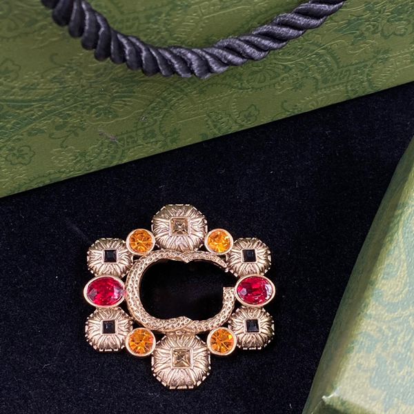 designer women vintage brooch ruby z setting medieval gorgeous classic brooch copper pin accessories with gift box, Gray
designer women vintage brooch ruby z setting medieval gorgeous classic brooch copper pin accessories with gift box, Gray