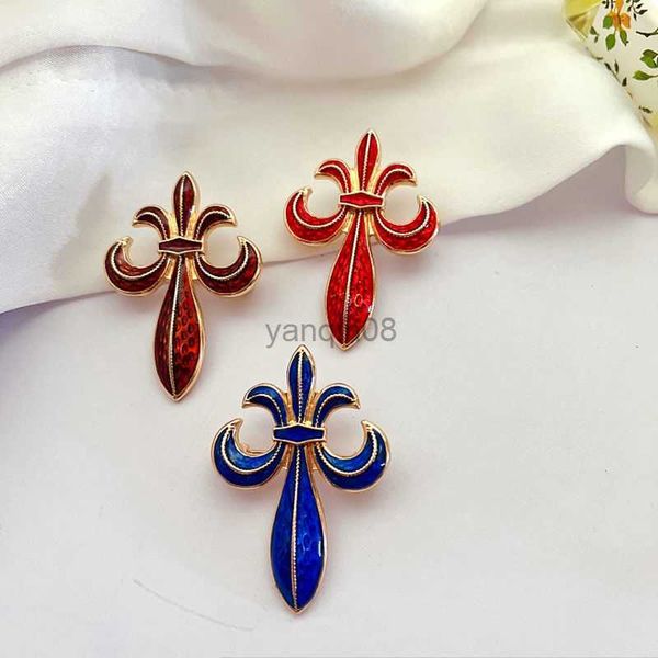 pins brooches new wholesale retro palace personalized oil dripping enamel brooch simple temperament exquisite pin badge female jewelry hkd23, Gray
pins brooches new wholesale retro palace personalized oil dripping enamel brooch simple temperament exquisite pin badge female jewelry hkd23, Gray