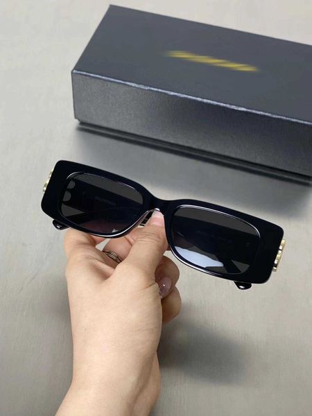 new bb family bai jingting same sunscreen cat eye sunglasses legs double b letters uv protection 0096s, White;black
new bb family bai jingting same sunscreen cat eye sunglasses legs double b letters uv protection 0096s, White;black