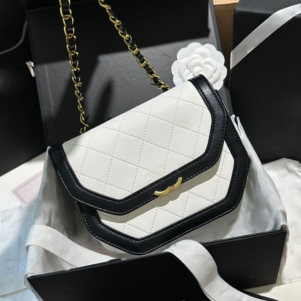 women designer vintage panda saddle flap bag gold metal hardware matelasse chain two-tone diamond lattice lady crossbody shoulder handbag lu
women designer vintage panda saddle flap bag gold metal hardware matelasse chain two-tone diamond lattice lady crossbody shoulder handbag lu