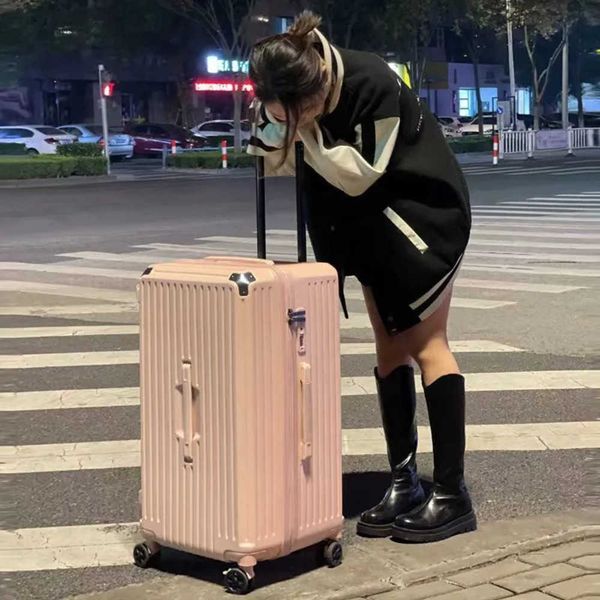 luggage box for female students, high aesthetic value, super large capacity, aluminum alloy angle wrapped universal wheel luggage, pc box 23
luggage box for female students, high aesthetic value, super large capacity, aluminum alloy angle wrapped universal wheel luggage, pc box 23