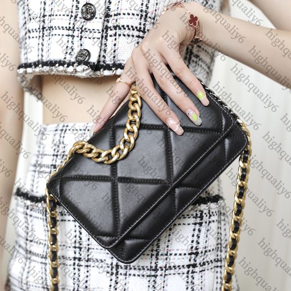 cc10a mirror quality chain bag designer mini flip bag luxury sheepskin one shoulder exquisite packaging
cc10a mirror quality chain bag designer mini flip bag luxury sheepskin one shoulder exquisite packaging
