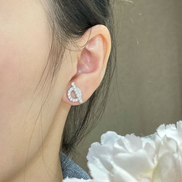 designer classic simple design circular zircon earrings for women earrings sunglassesp, Golden;silver
designer classic simple design circular zircon earrings for women earrings sunglassesp, Golden;silver