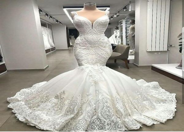 high end unique lace mermaid wedding dresses appliques dubai beaded bridal gowns custom made robe de mariee1583467, White
high end unique lace mermaid wedding dresses appliques dubai beaded bridal gowns custom made robe de mariee1583467, White