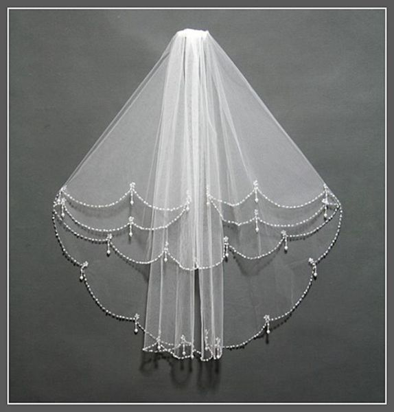 white or ivory short wedding veil with crystal edge pearls with comb 2t beaded bride bridal veils4141920, Black
white or ivory short wedding veil with crystal edge pearls with comb 2t beaded bride bridal veils4141920, Black