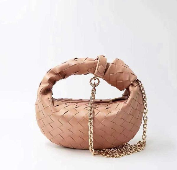 totes jodie chain abottegas vneta woven designer bag casual luxury small crowd bags high design mini dumpling leather portable shoulde shoul
totes jodie chain abottegas vneta woven designer bag casual luxury small crowd bags high design mini dumpling leather portable shoulde shoul