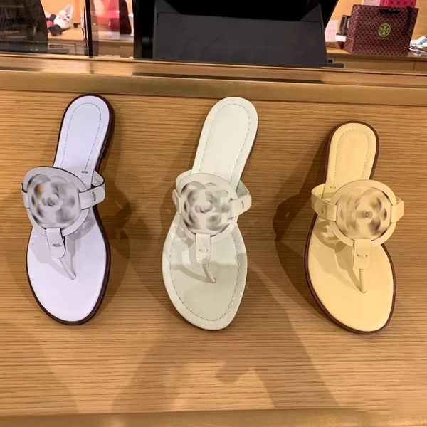 fashion torys thong sandal flip flops woman shoe travel pool slipper lady slide summer casual sandale leather designer shoe beach shoe outdo, Black
fashion torys thong sandal flip flops woman shoe travel pool slipper lady slide summer casual sandale leather designer shoe beach shoe outdo, Black