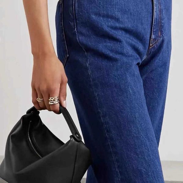 evening bags the row cowhide lunch box bag les bains tote extremely simple style handbag feminine premium touch style handbag
evening bags the row cowhide lunch box bag les bains tote extremely simple style handbag feminine premium touch style handbag