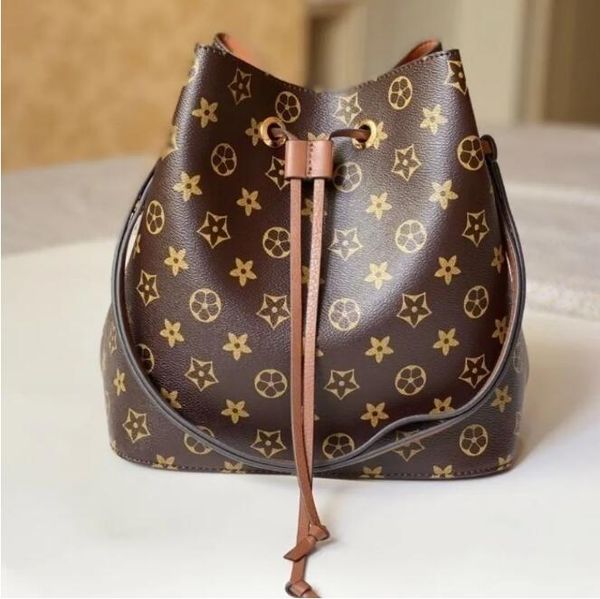 2023 luxurys designers women bags neonoe bucket shoulder bags flower purses women tote brand letter genuine leather handbags crossbody bag
2023 luxurys designers women bags neonoe bucket shoulder bags flower purses women tote brand letter genuine leather handbags crossbody bag
