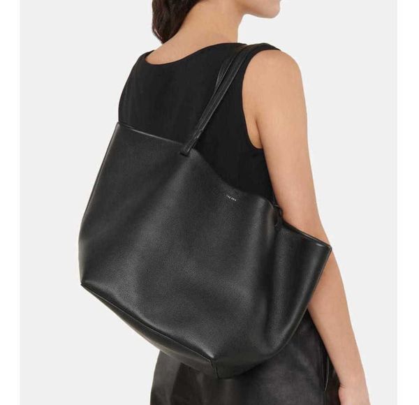 the row designer bags leather small crowd layer cowhide shopping shoulderclassic tote bag the row women's personalized fashion leisure 
the row designer bags leather small crowd layer cowhide shopping shoulderclassic tote bag the row women's personalized fashion leisure