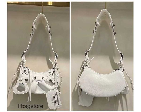 one girl fold cagole le bag bags neocagole oem evening crescent three in cool designer rivet locomotive oil wax underarm female 26cm kcva
one girl fold cagole le bag bags neocagole oem evening crescent three in cool designer rivet locomotive oil wax underarm female 26cm kcva