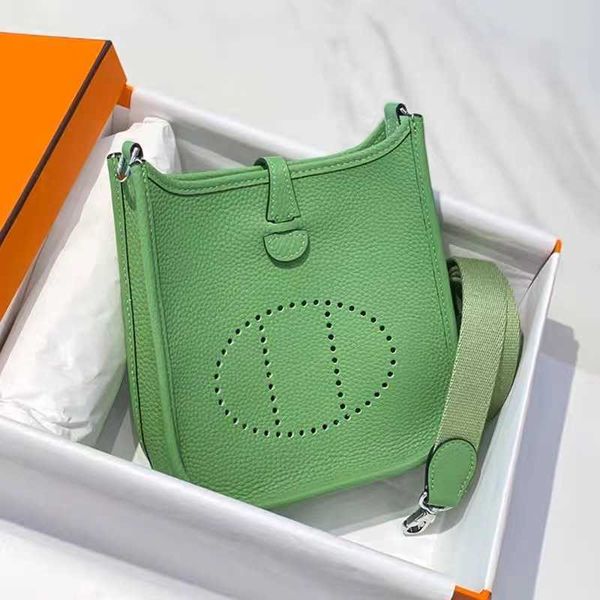 designer bags hemrres one shoulder evelynn crossbody leather womens bag casual versatile layer cowhide bucket litchi pattern h handbag for w
designer bags hemrres one shoulder evelynn crossbody leather womens bag casual versatile layer cowhide bucket litchi pattern h handbag for w