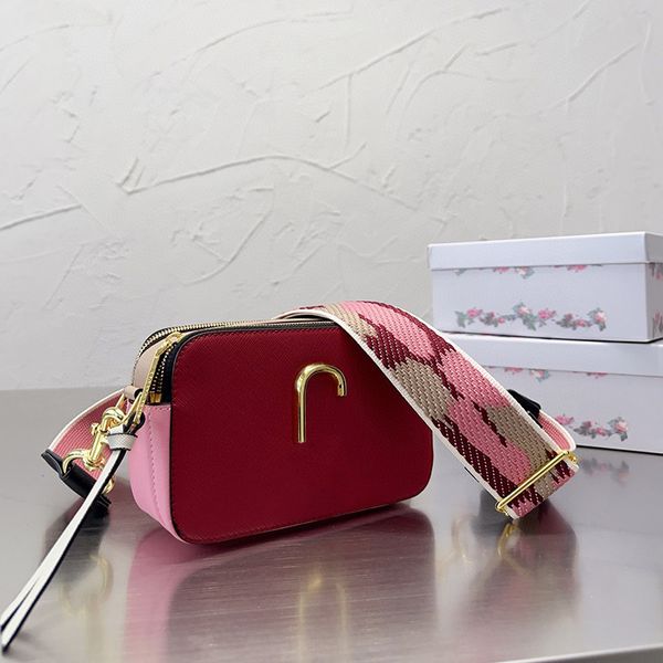 shoulder bag womens leather designer crossbody bag fashion woven bag temperament wallet card bag multi functional mobile phone bag
shoulder bag womens leather designer crossbody bag fashion woven bag temperament wallet card bag multi functional mobile phone bag