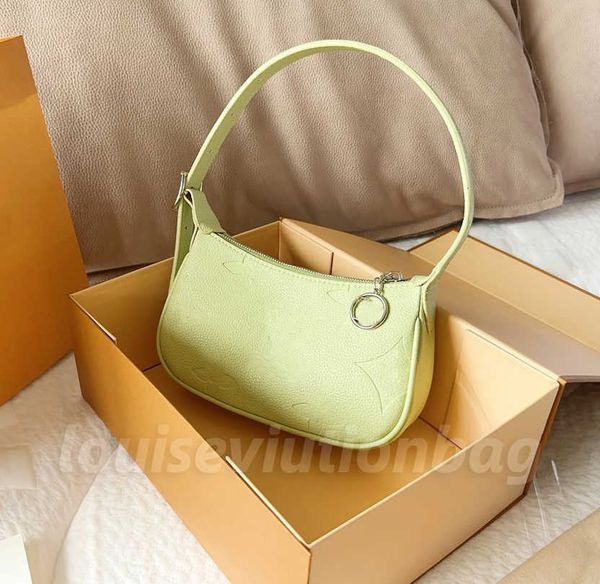luxury designer loop bag croissant bags shoulder hobo designer purse cosmetic half-moon baguette underarm handbag crossbody metal chain coll
luxury designer loop bag croissant bags shoulder hobo designer purse cosmetic half-moon baguette underarm handbag crossbody metal chain coll