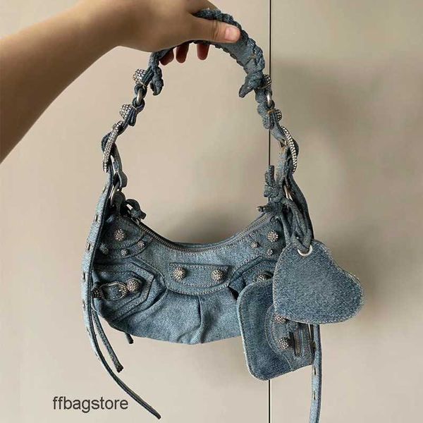 sweet cagole evening designer motorcycle bag girl cool bags women le neocagole 2023 summer denim cool diamond riveted crescent underarm r44d
sweet cagole evening designer motorcycle bag girl cool bags women le neocagole 2023 summer denim cool diamond riveted crescent underarm r44d