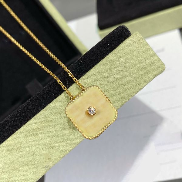 ladies designer 18k gold plated necklace luxury clover diamond chain necklace vintage simple jewelry party headdres with gift box, Silver
ladies designer 18k gold plated necklace luxury clover diamond chain necklace vintage simple jewelry party headdres with gift box, Silver