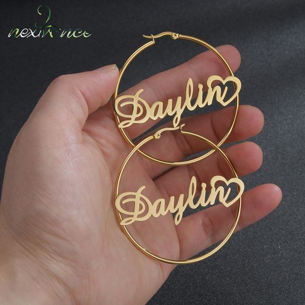 hoop huggie nextvance personalised stainless steel custom name hoop earring big nameplate handmade jewelry for women wholesale drop 230808, Golden;silver
hoop huggie nextvance personalised stainless steel custom name hoop earring big nameplate handmade jewelry for women wholesale drop 230808, Golden;silver