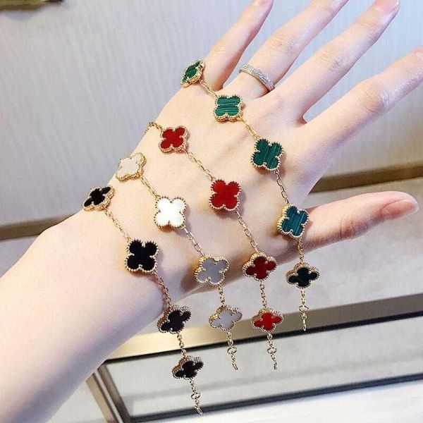 van clover bracelet titanium steel colorful five flowers exquisite double-sided four-leaf clover bracelet high color titanium steel jewelry, Golden;silver
van clover bracelet titanium steel colorful five flowers exquisite double-sided four-leaf clover bracelet high color titanium steel jewelry, Golden;silver