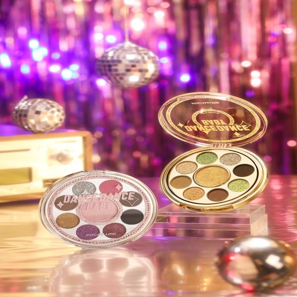 eye shadow focallure diamond eyeshadow makeup glitter long-lasting 9 colors shiny eye shadow palette eyes cosmetics 230808
eye shadow focallure diamond eyeshadow makeup glitter long-lasting 9 colors shiny eye shadow palette eyes cosmetics 230808