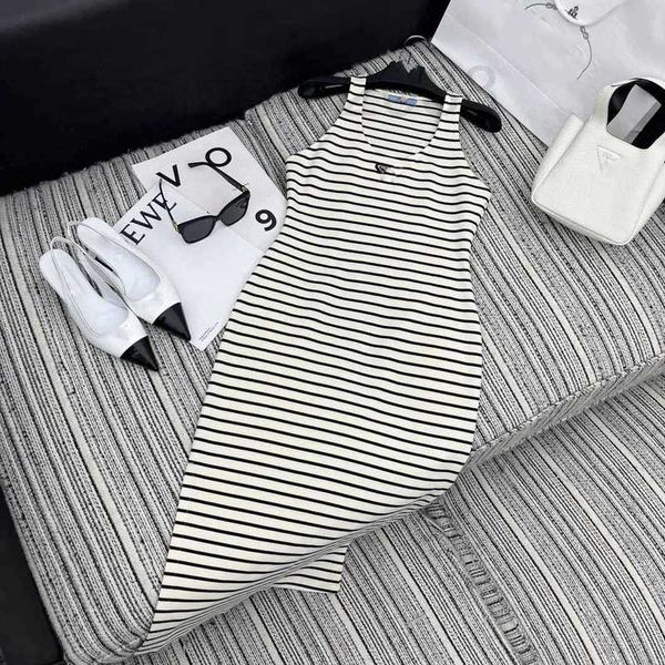 basic & casual dresses designer summer new commuter style simple and fashionable age reducing stripe contrast split tank dress h7xh, Black;gray
basic & casual dresses designer summer new commuter style simple and fashionable age reducing stripe contrast split tank dress h7xh, Black;gray