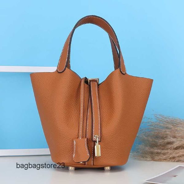 soft basket hremes gold picotin portable lock fashion designer hardware tote leather bags bucket bag women's leisure hand 18cm 6tvs
soft basket hremes gold picotin portable lock fashion designer hardware tote leather bags bucket bag women's leisure hand 18cm 6tvs
