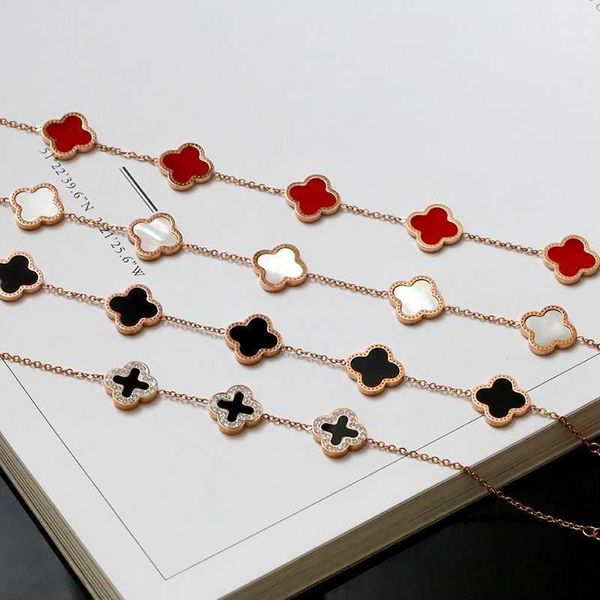 van clover bracelet korean version of the simple personality 18k rose gold titanium steel four-leaf clover bracelet women's colorfast s, Golden;silver
van clover bracelet korean version of the simple personality 18k rose gold titanium steel four-leaf clover bracelet women's colorfast s, Golden;silver
