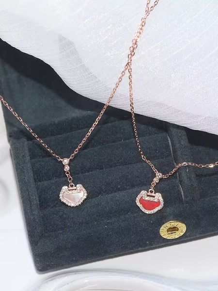 fashion 925 sterling silver longevity lock chinese style necklace,v gold high version ping an lock clavicle chain belt aaaaa
fashion 925 sterling silver longevity lock chinese style necklace,v gold high version ping an lock clavicle chain belt aaaaa