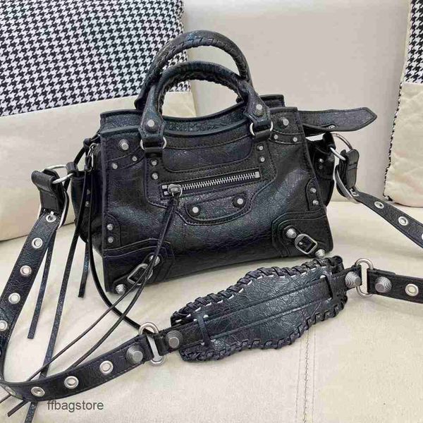 evening designer bag girl cool bags le neocagole women's elephant oil wax cowhide one cagole shoulder crossbody rivet spice girl handba
evening designer bag girl cool bags le neocagole women's elephant oil wax cowhide one cagole shoulder crossbody rivet spice girl handba