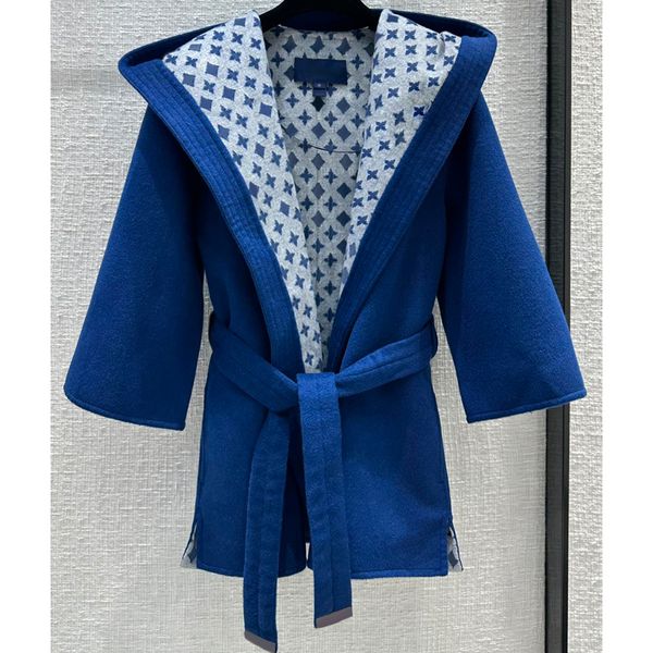 8.8 comfortable keep warm geometric jacquard pattern hooded with belt blue wool coat women, Black
8.8 comfortable keep warm geometric jacquard pattern hooded with belt blue wool coat women, Black