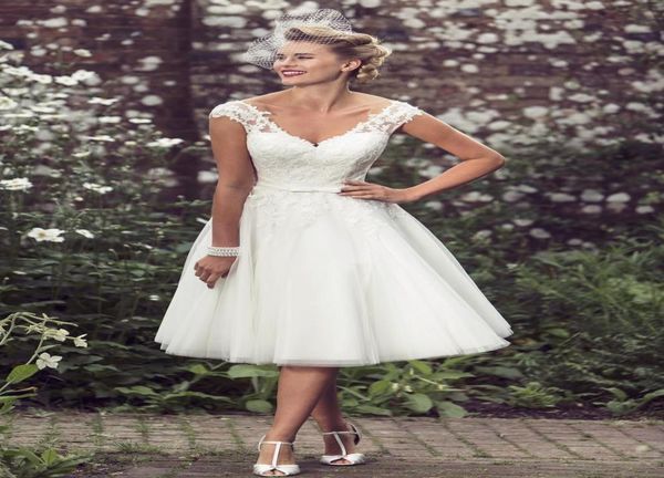 1950s vintage wedding dresses cap sleeve v neck pearls back bow lace tulle a line short bridal gowns custom made9402227, White
1950s vintage wedding dresses cap sleeve v neck pearls back bow lace tulle a line short bridal gowns custom made9402227, White