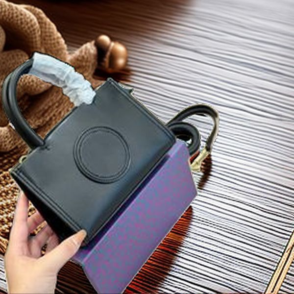 2023 mini size selling boutique cowhide women's bag green pink black yellow life travel portable one shoulder crossbody handbag high en 
2023 mini size selling boutique cowhide women's bag green pink black yellow life travel portable one shoulder crossbody handbag high en