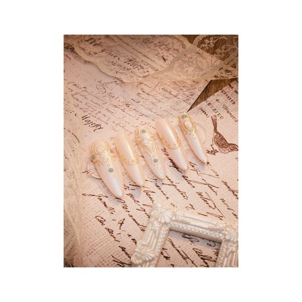 gentle wearing armor french advanced sense new light luxury net red nail enhancement finished product, Red;gold
gentle wearing armor french advanced sense new light luxury net red nail enhancement finished product, Red;gold