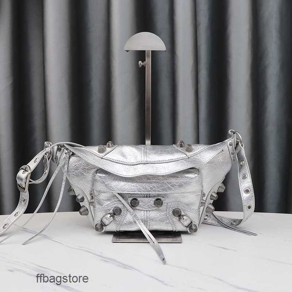 chest cagole evening purse designer bag mens girl cool bags fashion le neocagole motorcycle 2023 waist oil wax leather rivet shoulder crossb
chest cagole evening purse designer bag mens girl cool bags fashion le neocagole motorcycle 2023 waist oil wax leather rivet shoulder crossb