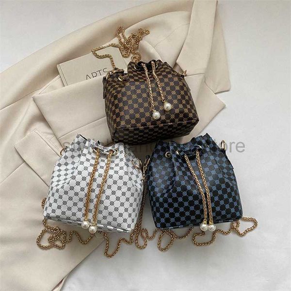 drawstring printed drawstring pearl chain bag for women's bag 2023 spring/summer new fashion handheld one shoulder crossbody bucket bag
drawstring printed drawstring pearl chain bag for women's bag 2023 spring/summer new fashion handheld one shoulder crossbody bucket bag